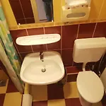 Balaton Panzió Casa de hóspedes 3*