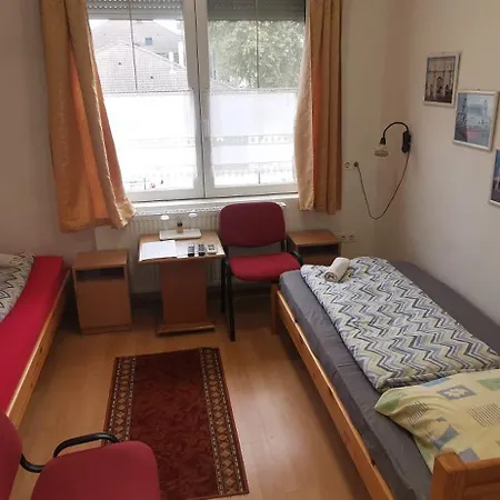 Balaton Panzio 3*