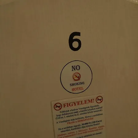 Balaton Panzio 게스트하우스