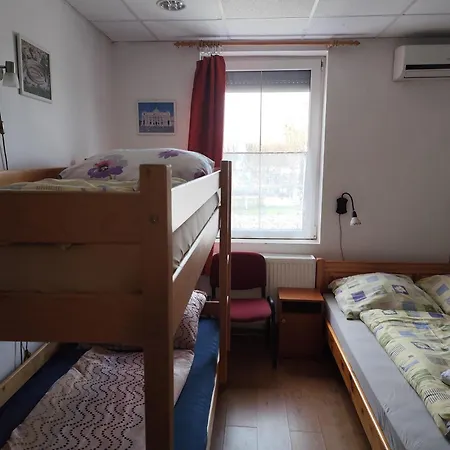 Πανσιόν Balaton Panzio