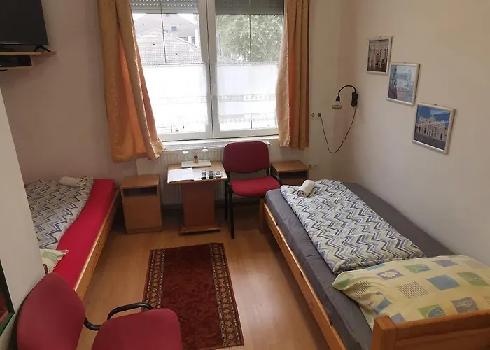 Balaton Panzio 3*